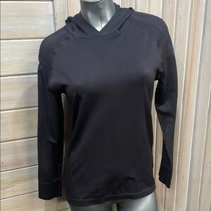 ZYIA Black Relaxed Long Sleeve Hoodie